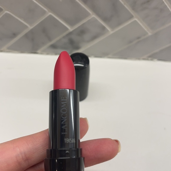 Brand new Lancôme matte lipstick - Picture 3 of 6